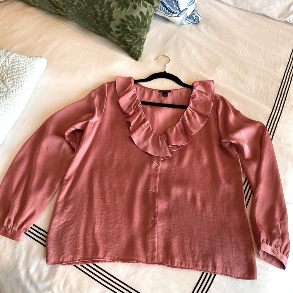 Ann Taylor blouse NWOT